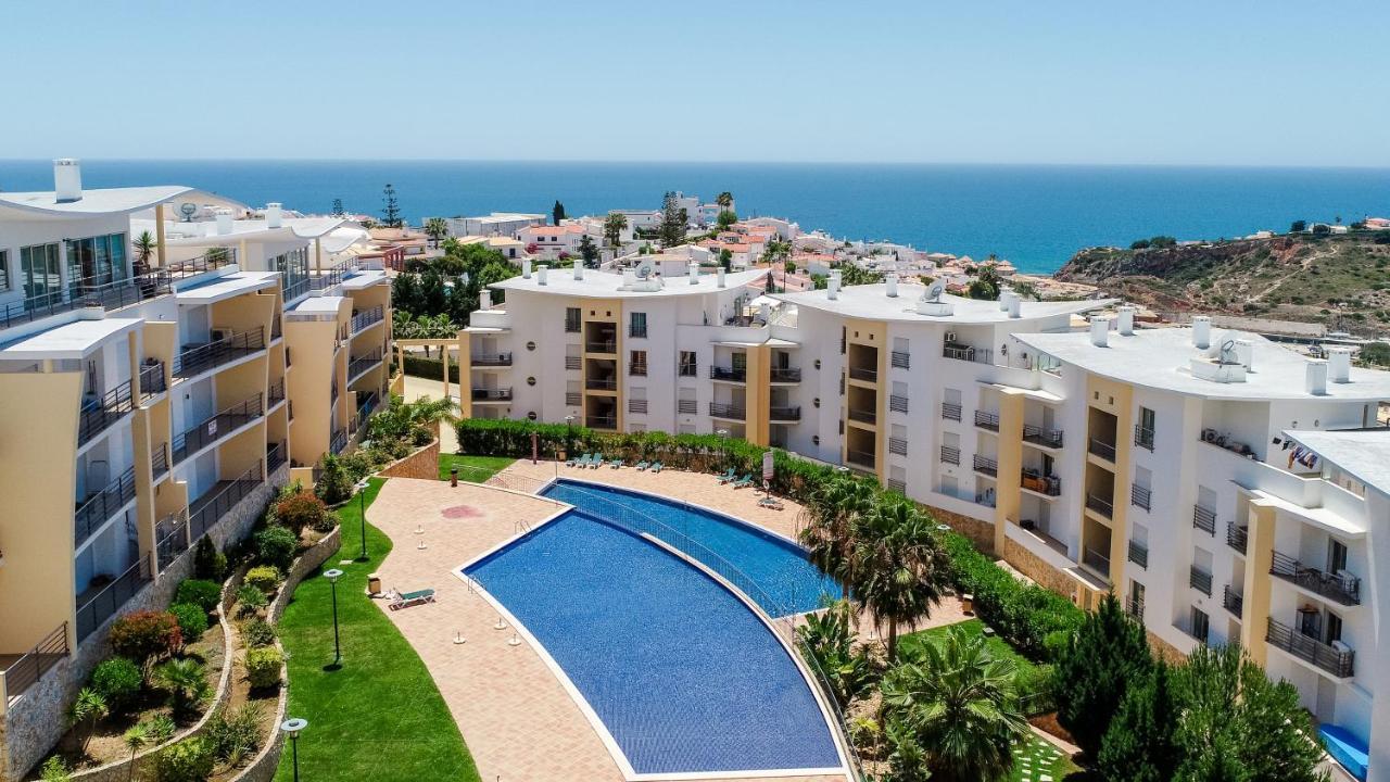 Bnb Homes Ocean View Apartment With Sunbathing Terrace, 2 Swimming Pools & Tennis Court Albufeira Exterior photo