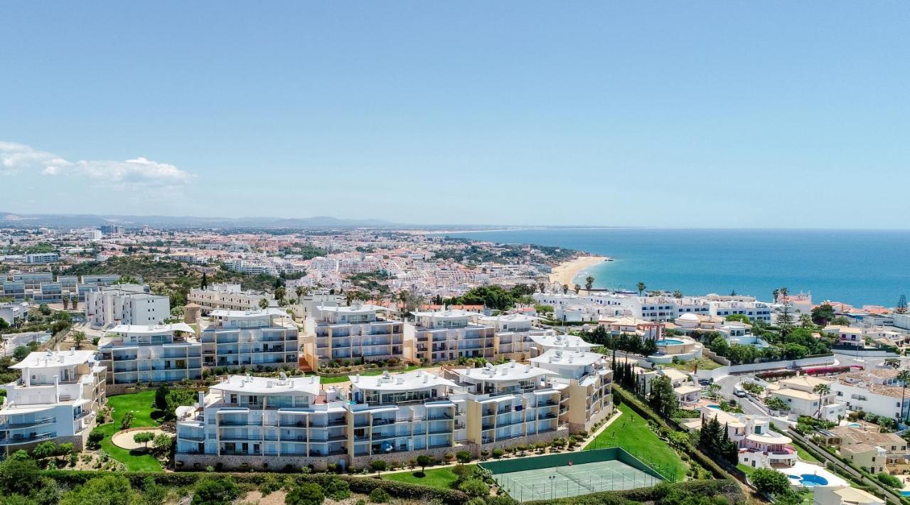 Bnb Homes Ocean View Apartment With Sunbathing Terrace, 2 Swimming Pools & Tennis Court Albufeira Exterior photo